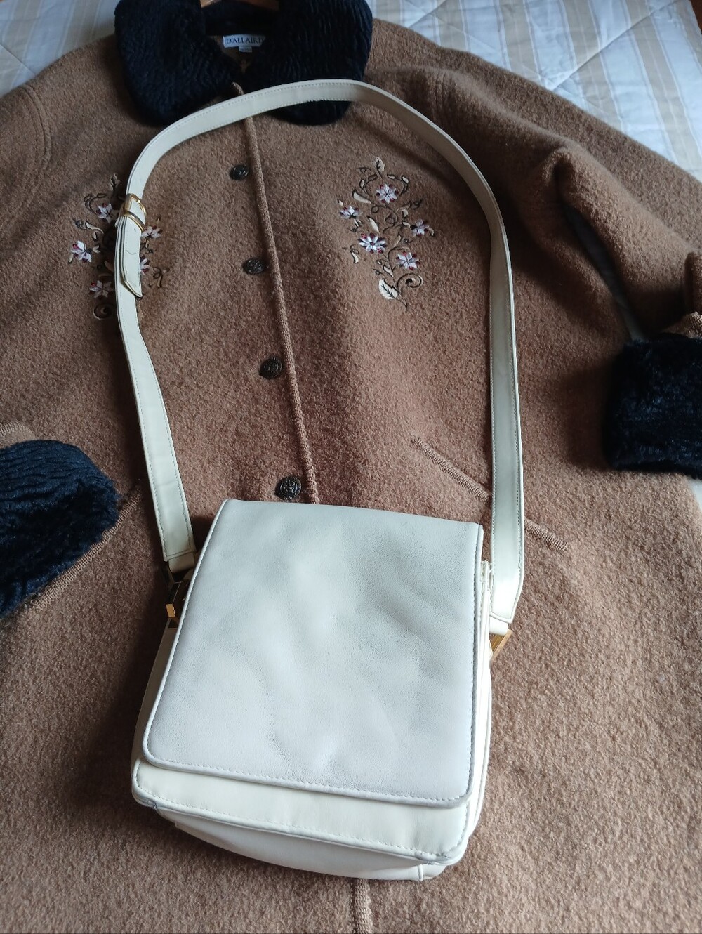 Beige Leather Purse